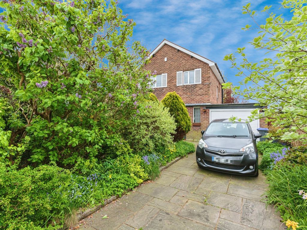 3 bed detached house for sale in Blackpool Old Road, Blackpool FY3, £