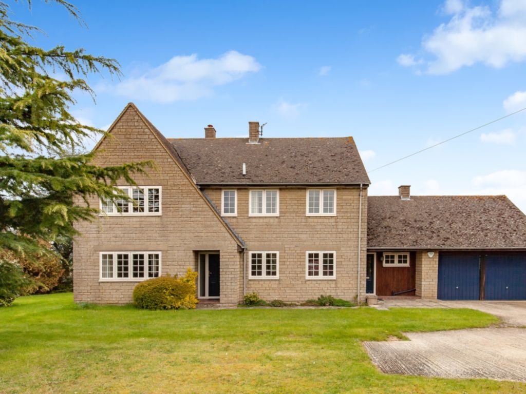 4 bed farm to rent in Hethe, Bicester OX27, £2,500 pcm Zoopla