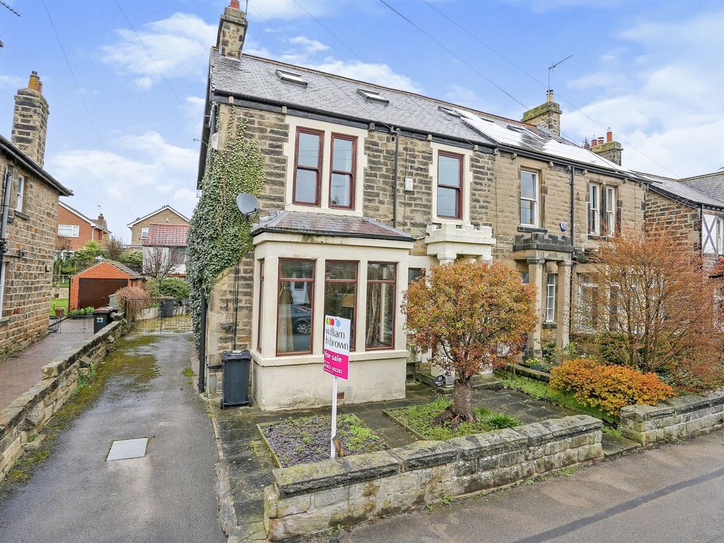 6 bed semidetached house for sale in Park Grove, Knaresborough HG5