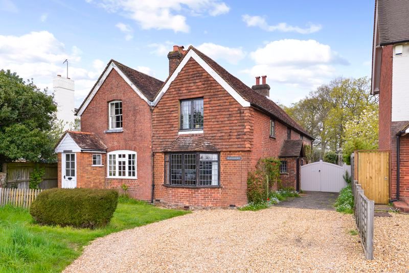 3 bed semidetached house for sale in The Common, Cranleigh GU6 Zoopla