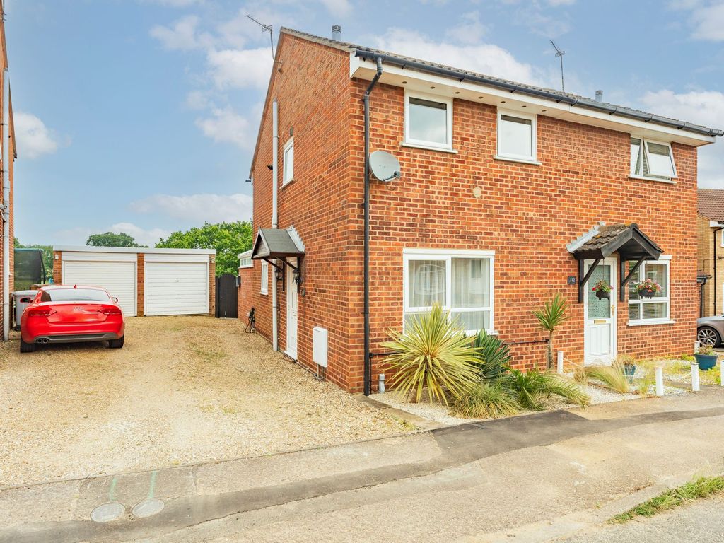 2 bed semidetached house for sale in Chestnut Avenue, Spixworth