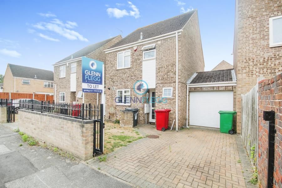 3 bed property to rent in Rochfords Gardens, Slough SL2 Zoopla