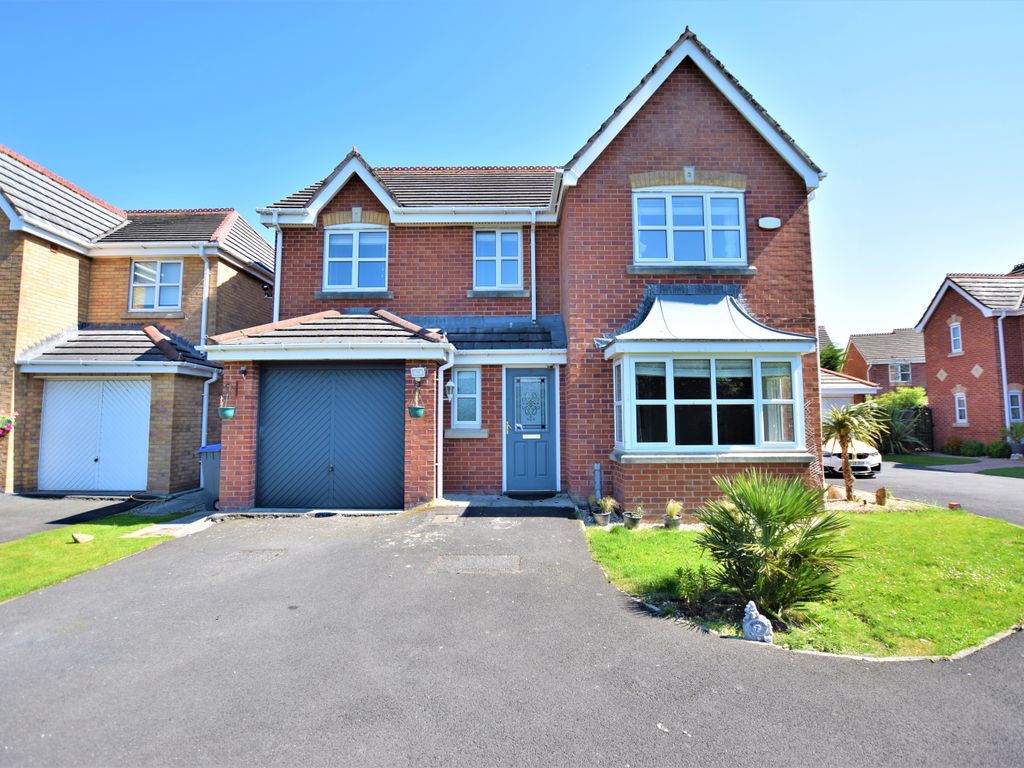 4 bed detached house for sale in Lark Close, Blackpool FY3 Zoopla
