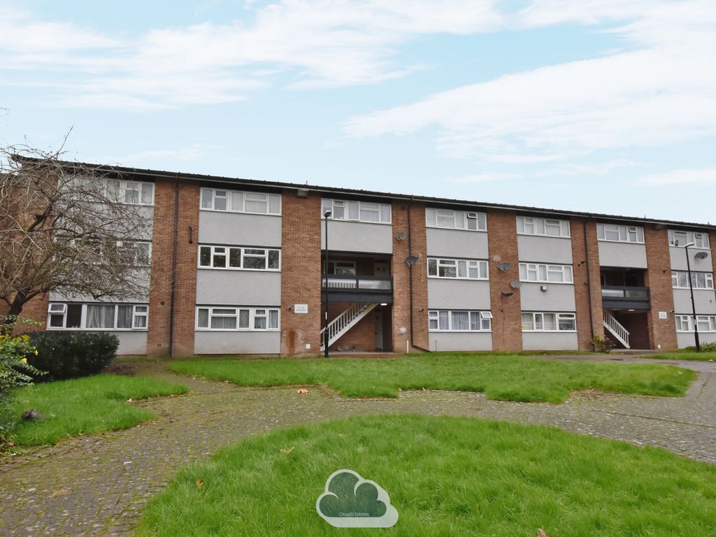 3 bed flat for sale in Gravel Hill, Coventry CV4, £130,000 Zoopla