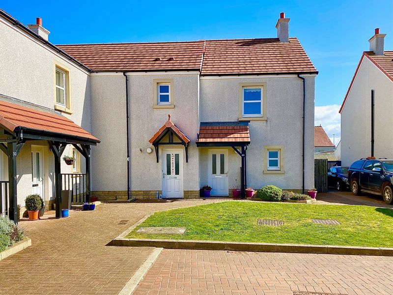 2 bed end terrace house for sale in Kintyre Park, Doonfoot, Ayr KA7