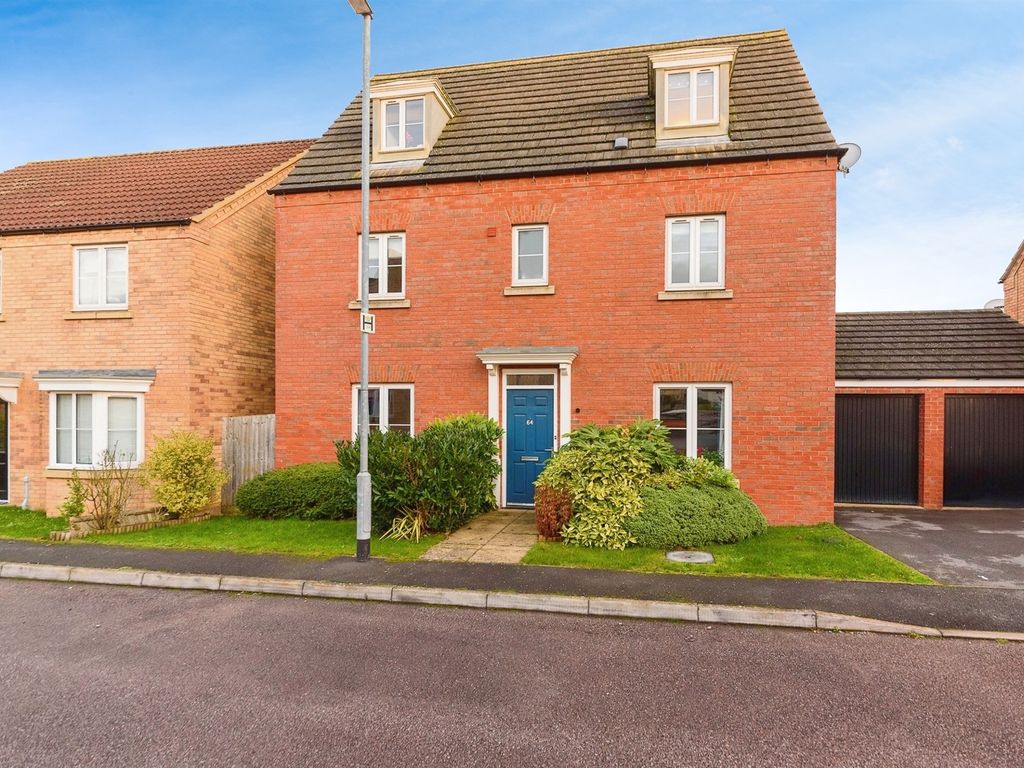 5 bed detached house for sale in Windermere Drive, Corby NN18, £390,000