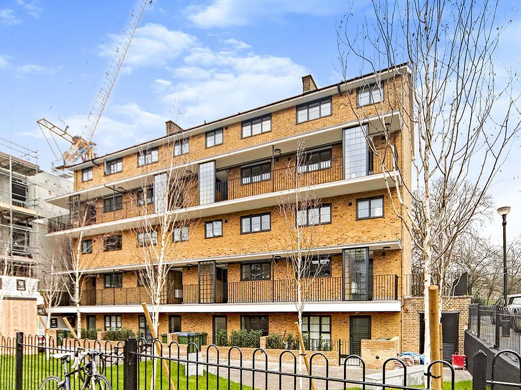1 bed flat to rent in Swanne House, Gloucester Circus, London SE10 Zoopla