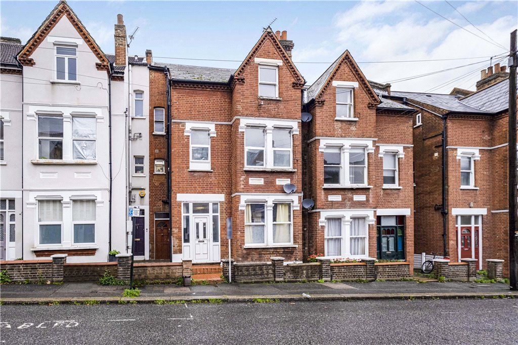 Ullswater Road, London SE27