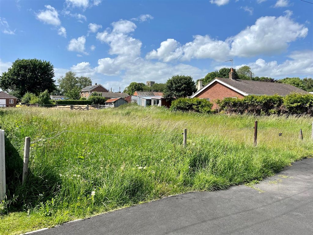 Land for sale in Mumby Road, Huttoft, Alford LN13 Zoopla
