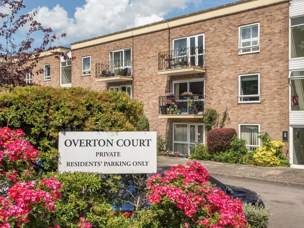2 bed flat for sale in Overton Park Road, Cheltenham, Gloucestershire