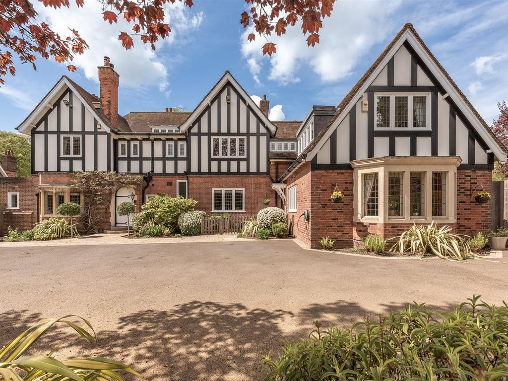 7 bed detached house for sale in Hartopp Road, Four Oaks, Sutton