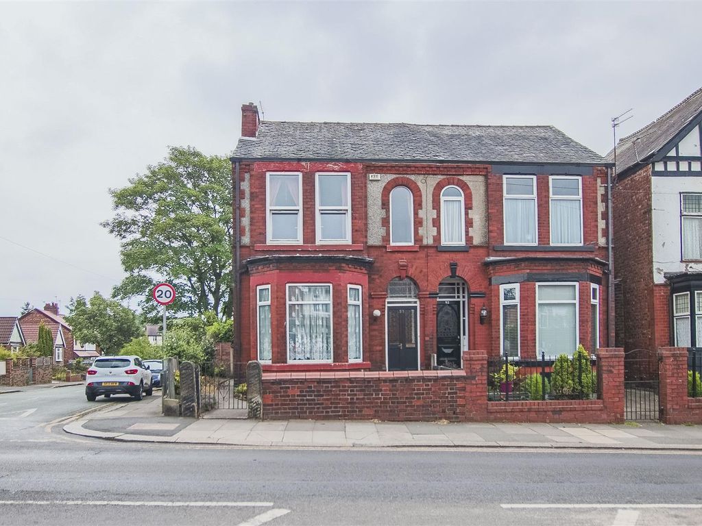 3 bed semidetached house for sale in Monton Green, Eccles, Manchester