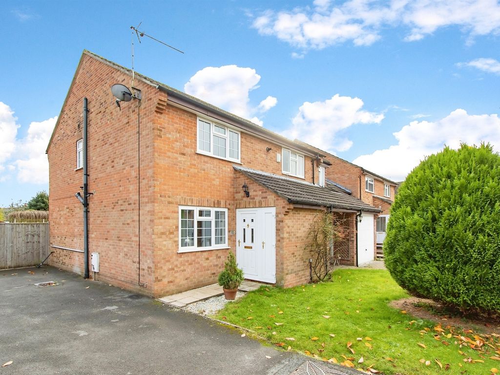 2 bed end terrace house for sale in Clanfield, Sherborne DT9, £230,000