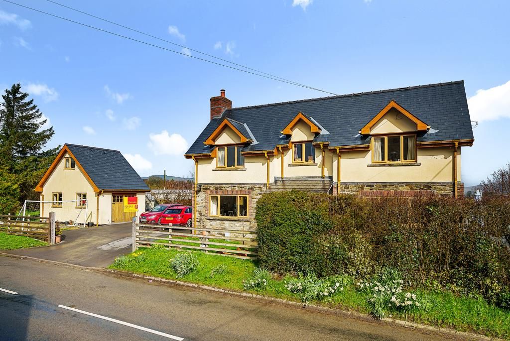 3 bed detached house for sale in Walton, Presteigne, Powys LD8 Zoopla
