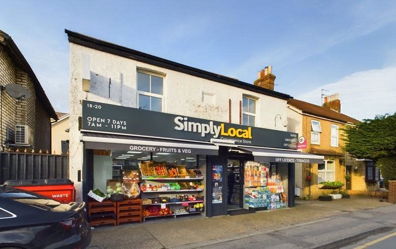 2 bed flat to rent in 18 20 Eastfield Road, Burnham, Slough