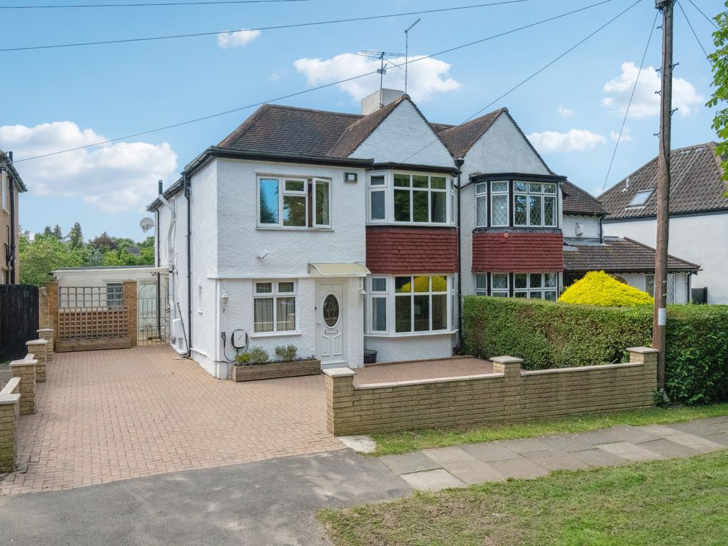 4 bed semidetached house for sale in Chestnut Avenue, Northwood HA6, £875,000 Zoopla