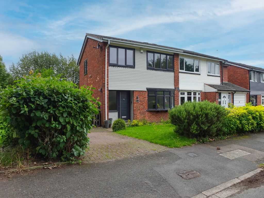 3 bed semidetached house for sale in Edgar Close, Tamworth B79 Zoopla