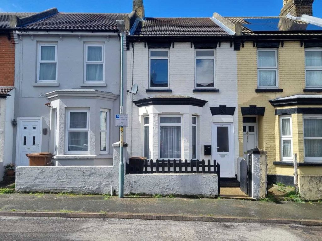 3 bed terraced house for sale in Shakespeare Road, Gillingham, Kent ME7
