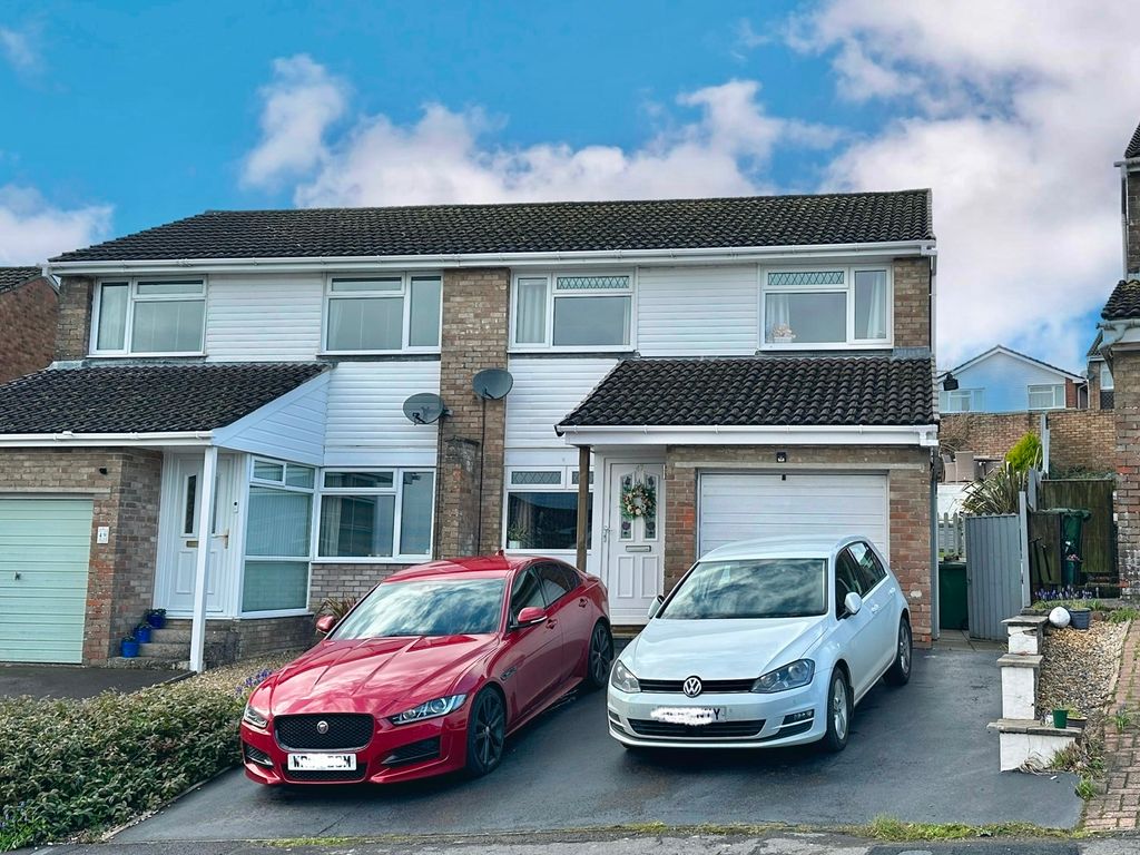 3 bed semidetached house for sale in Primrose Way, Lydney GL15, £