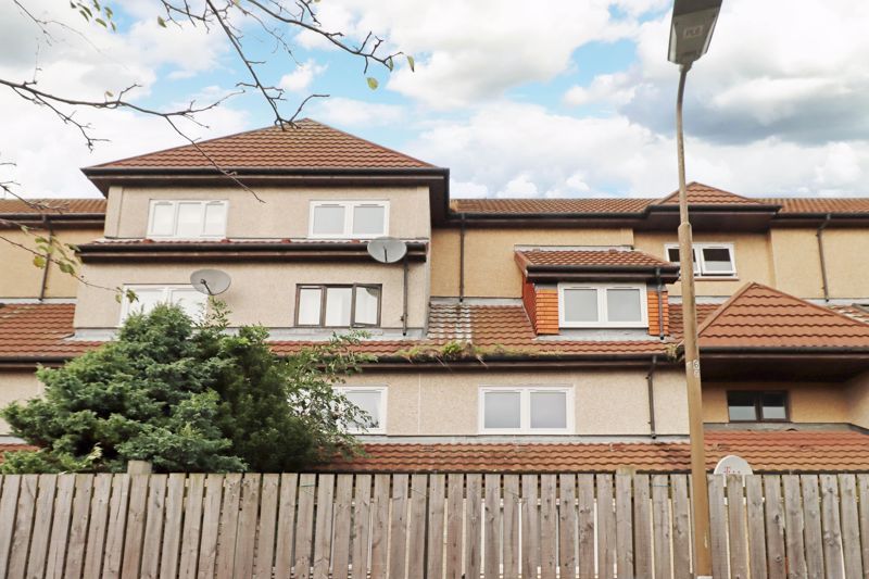 1 bed flat for sale in Leven Walk, Craigshill, Livingston EH54, £43,000