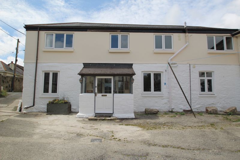 4 bed detached house to rent in Higher East Street, St. Columb TR9 Zoopla