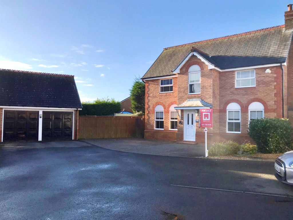 4 bed detached house for sale in Alderminster Road, Solihull B91, £
