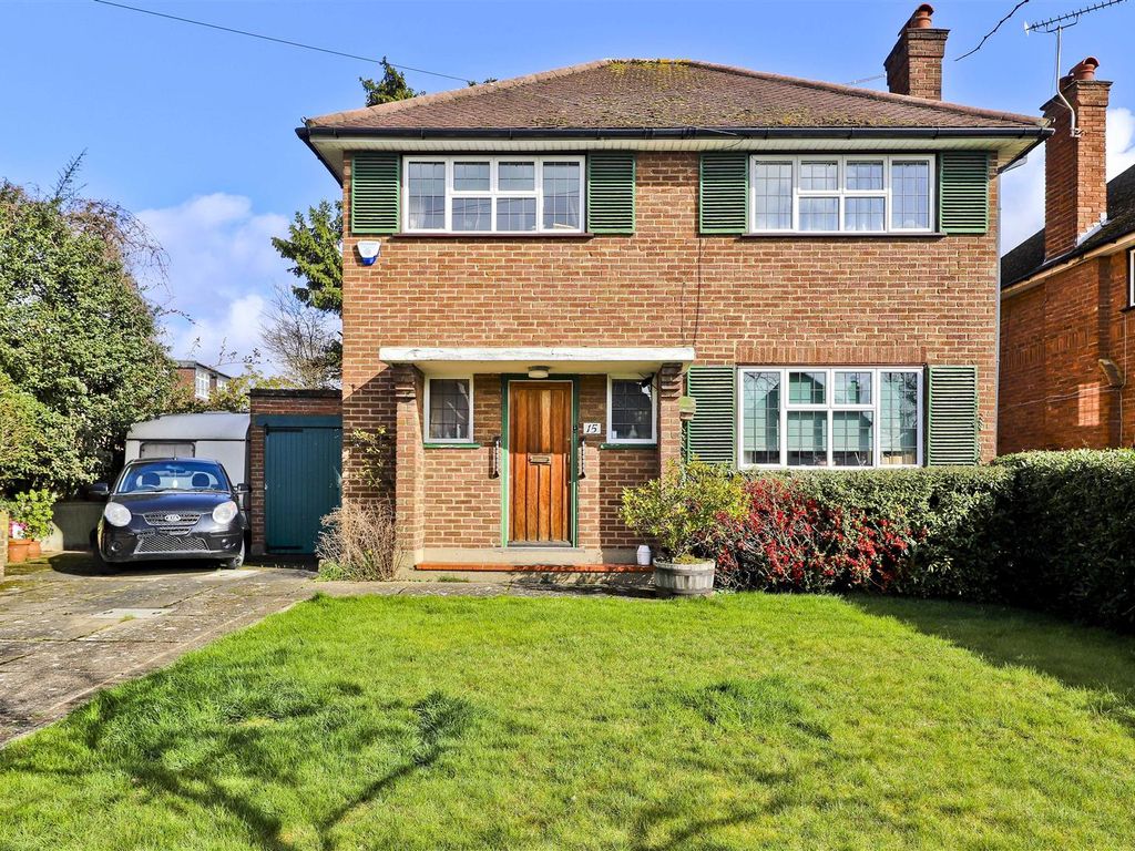 4 bed detached house for sale in Park Avenue, Ruislip HA4 Zoopla