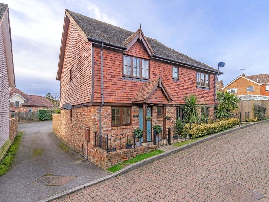 2 bed country house for sale in Lower St Marys, Ticehurst, East Sussex