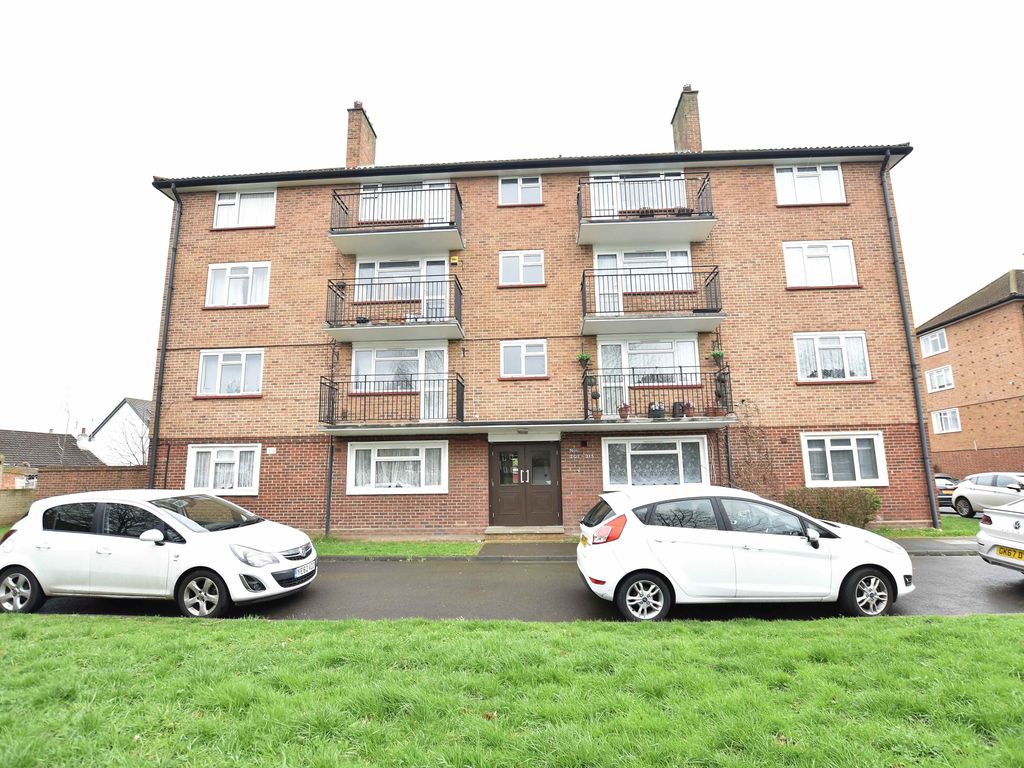 2 bed flat for sale in High Street, Feltham, Middlesex TW13 Zoopla