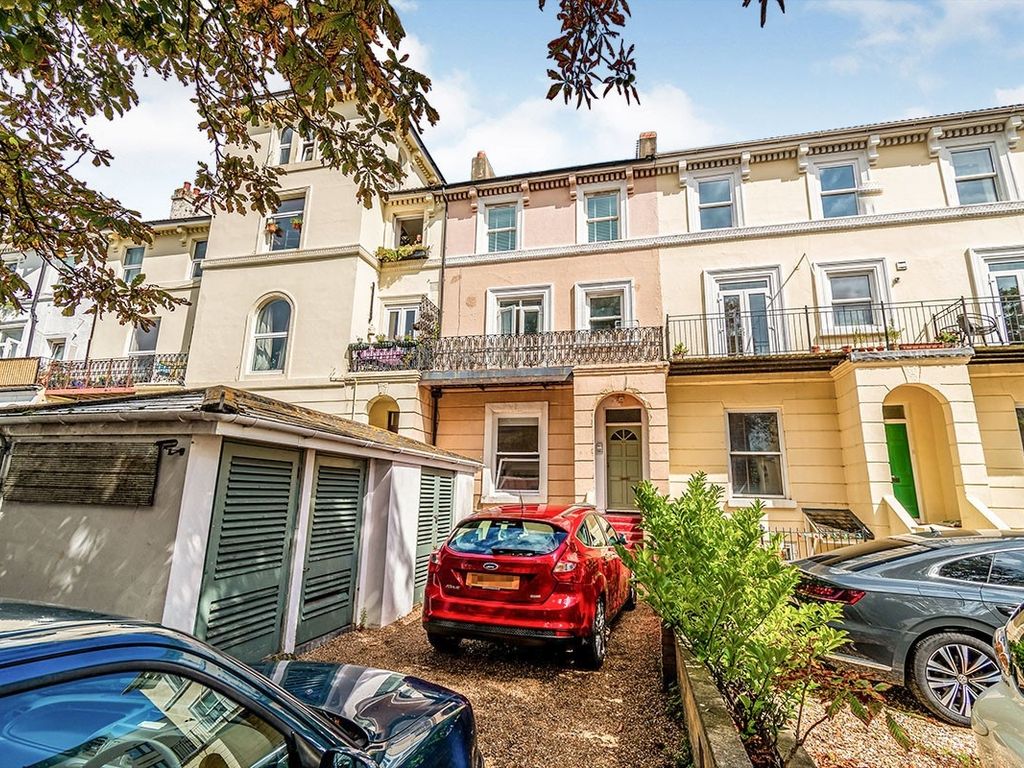 1 bed flat to rent in Clarendon Road, Southsea, Hampshire PO4 Zoopla