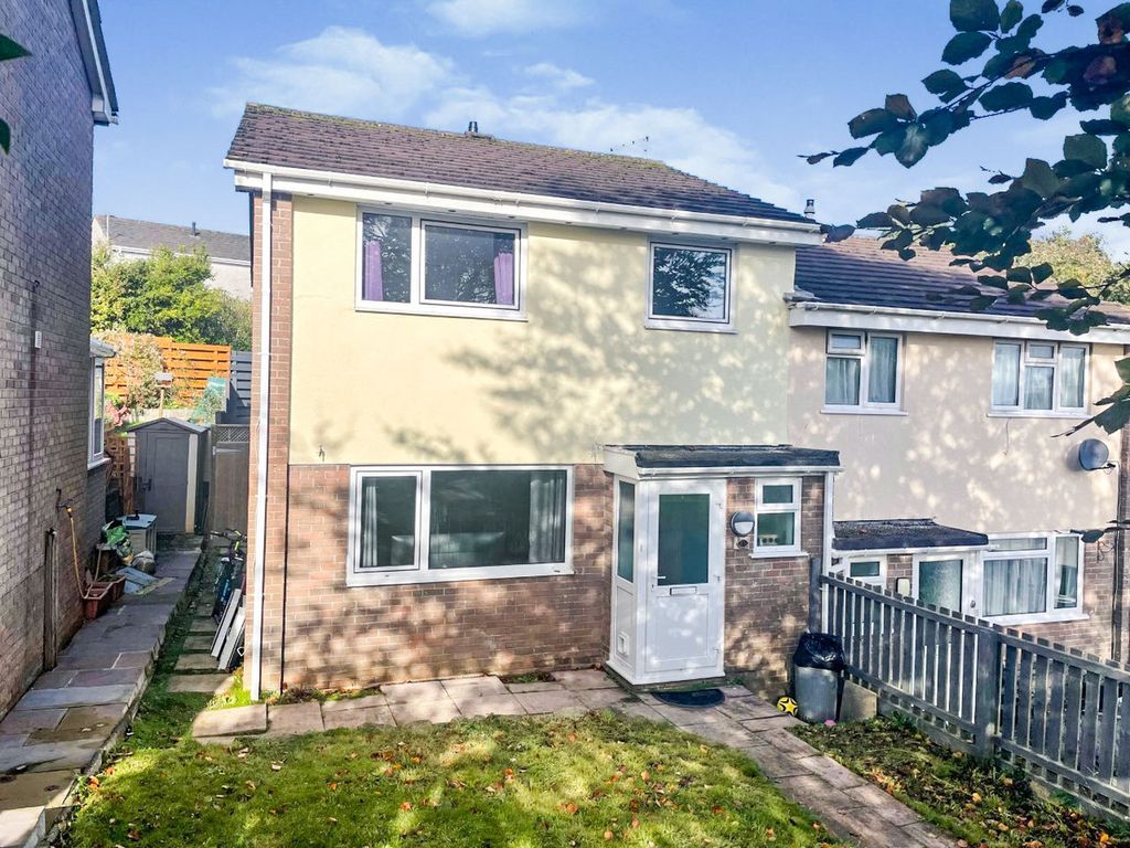 3 bed semidetached house for sale in Frobisher Drive, Saltash PL12