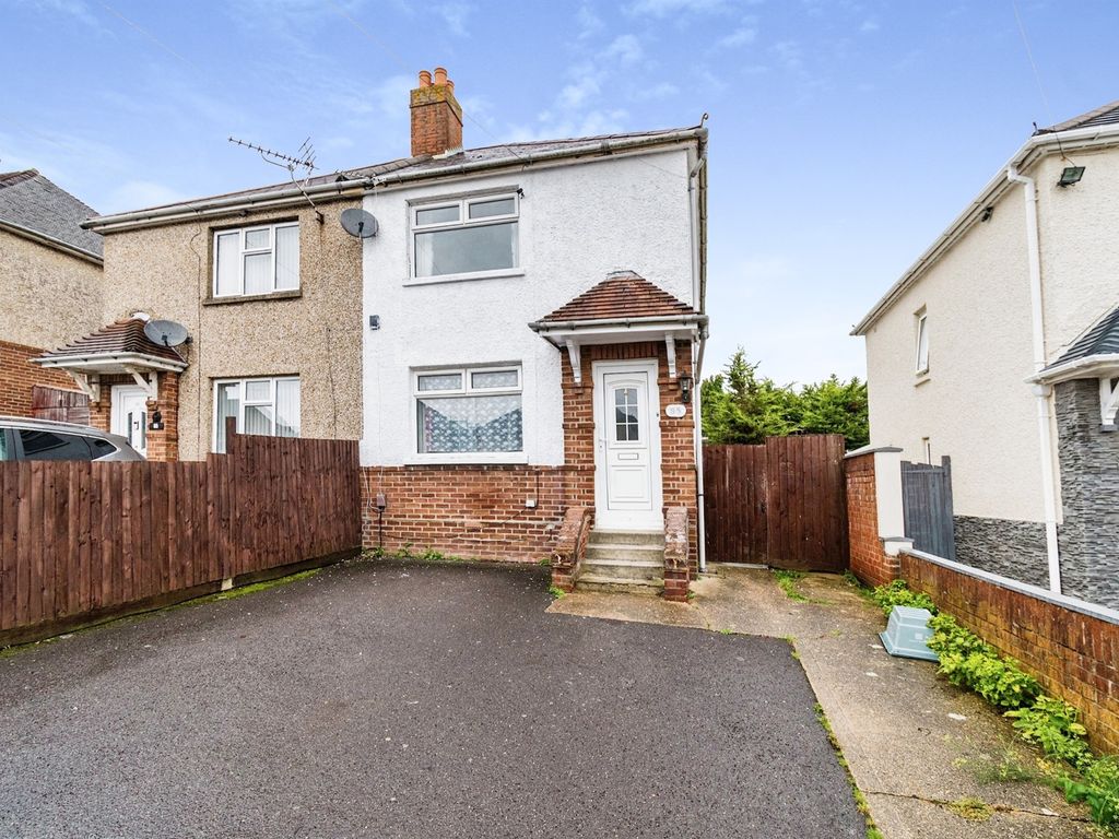3 bed semidetached house for sale in Carnation Road, Southampton SO16