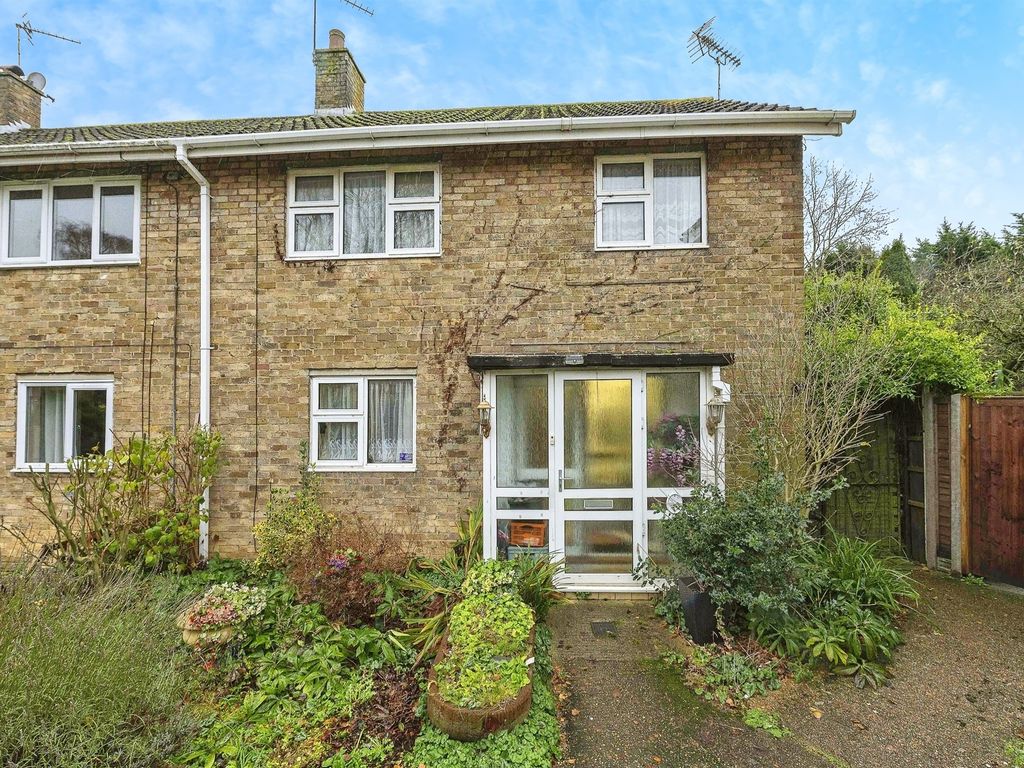 3 bed end terrace house for sale in Thistle Grove, Welwyn Garden City