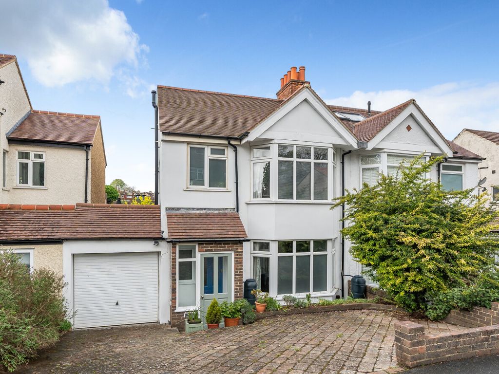 3 bed semidetached house for sale in Cambridge Road, Carshalton SM5, £