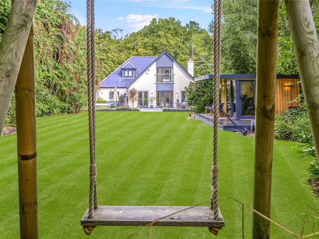 Worplesdon, Surrey GU22