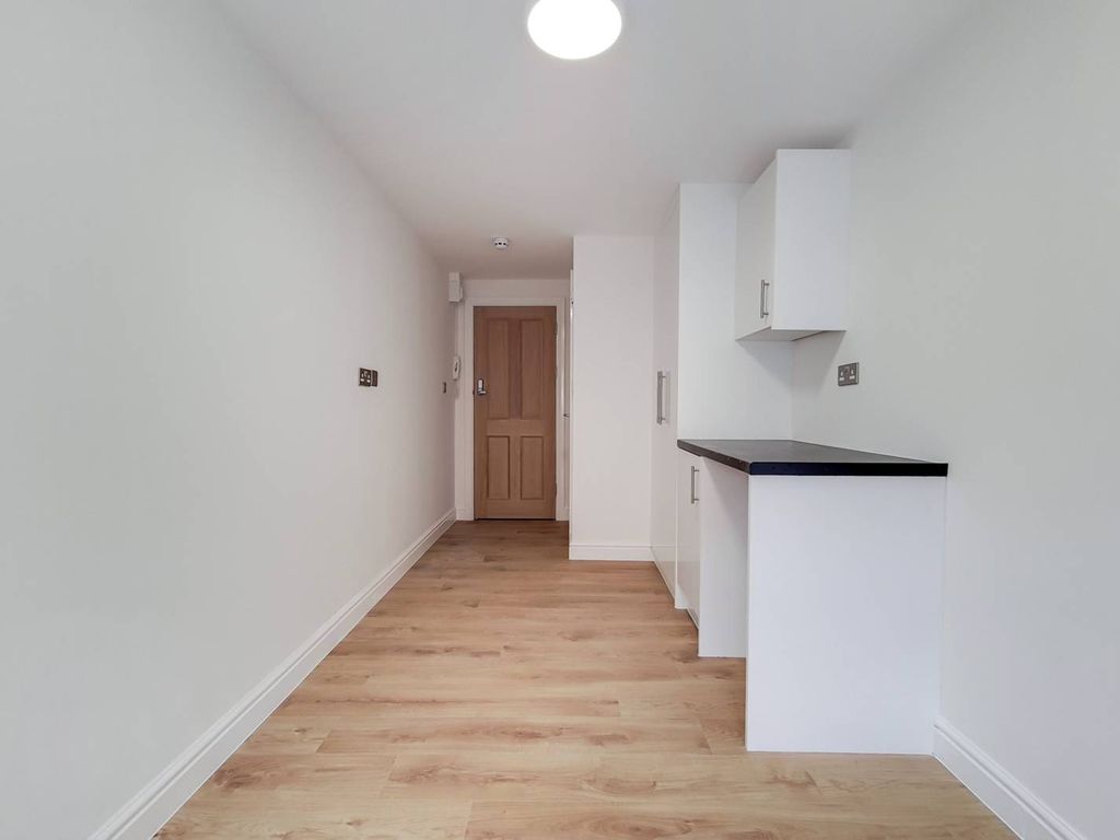 Studio to rent in Byron Avenue HA3, Wealdstone, Harrow, Zoopla