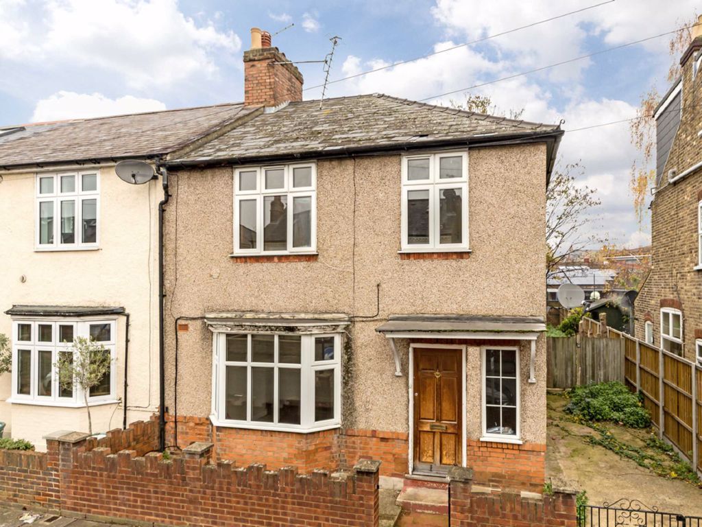 Percy Road Isleworth TW7  