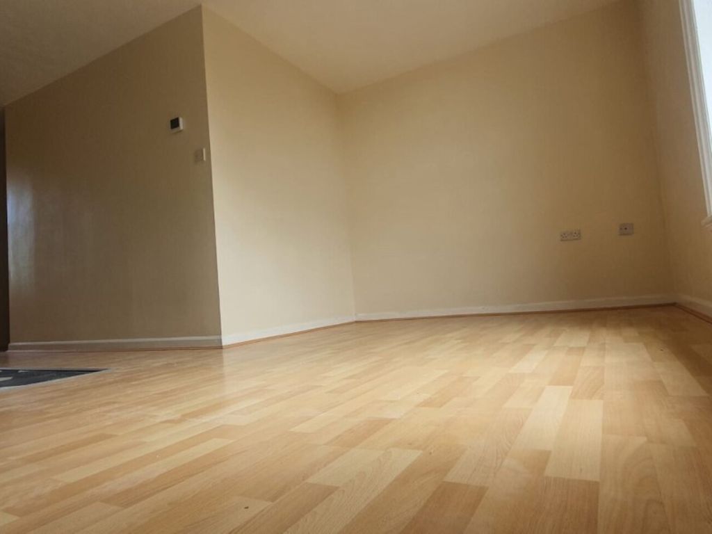 1 bed flat to rent in Coseley Hall Drive, Coseley, Bilston WV14 Zoopla