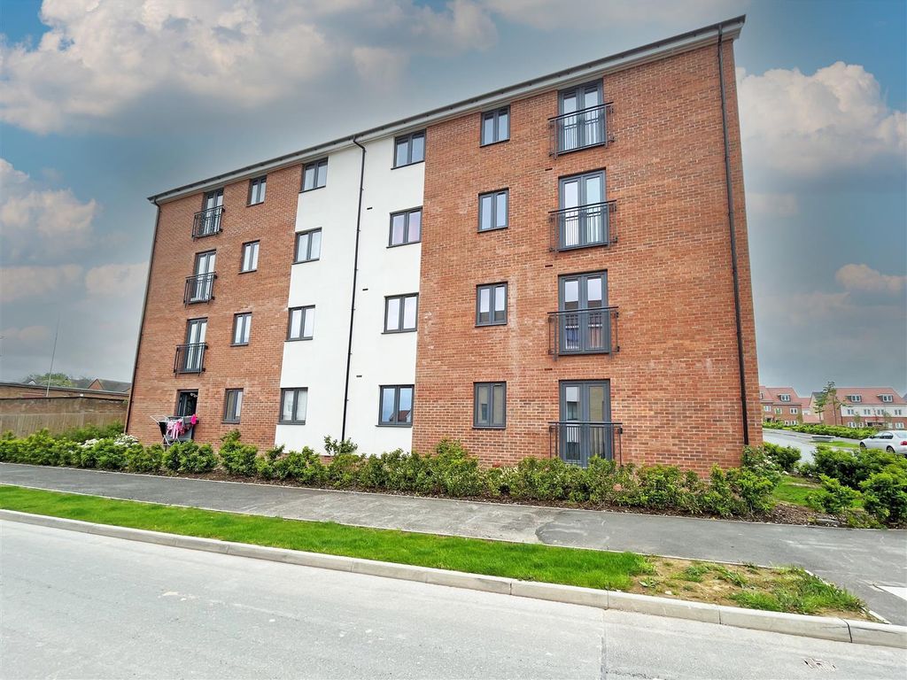 2 bed flat to rent in Weightman Avenue, Gedling, Nottingham NG4 Zoopla