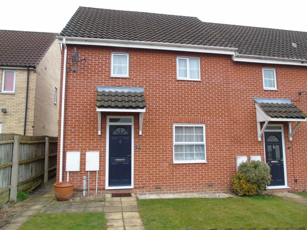 2 bed semidetached house to rent in Combs Wood Drive, Stowmarket IP14