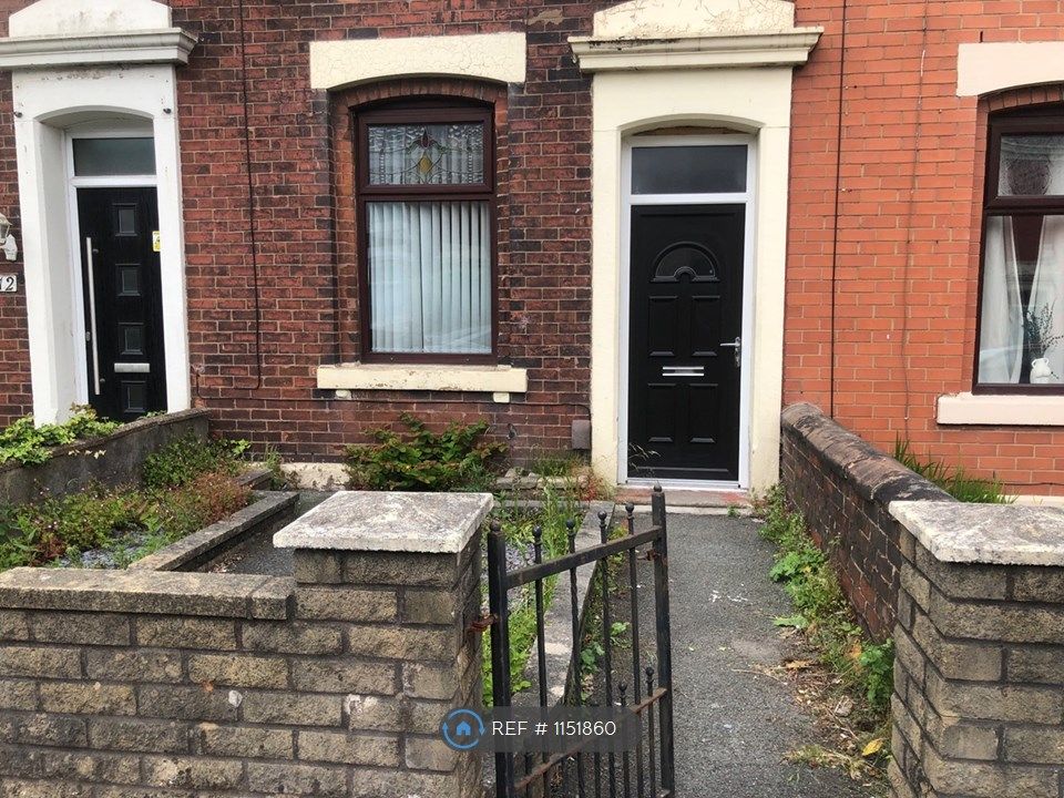2 bed terraced house to rent in Kings Bridge Street, Blackburn BB2 Zoopla