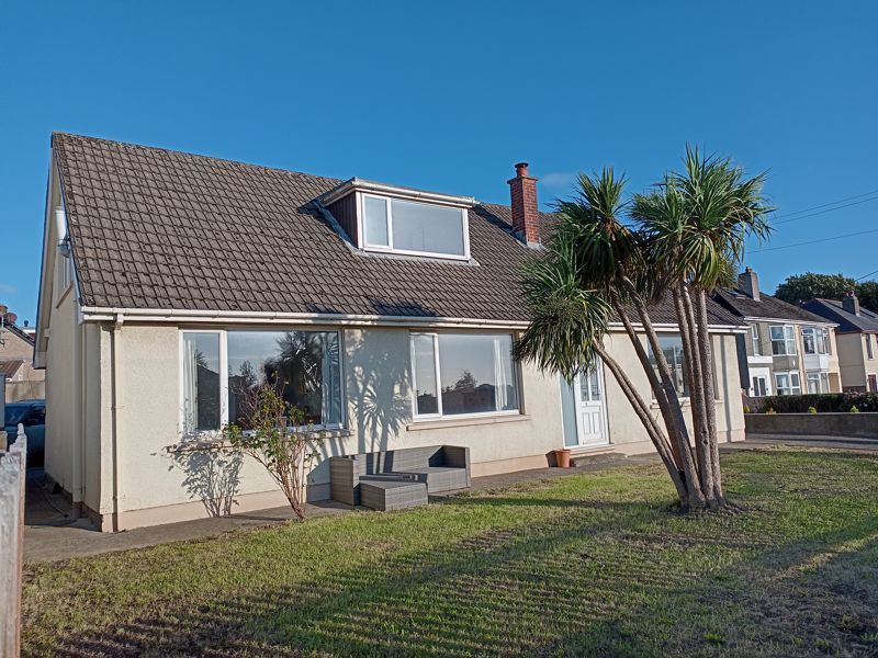 6 bed detached house for sale in Fishguard Road, Haverfordwest SA61, £