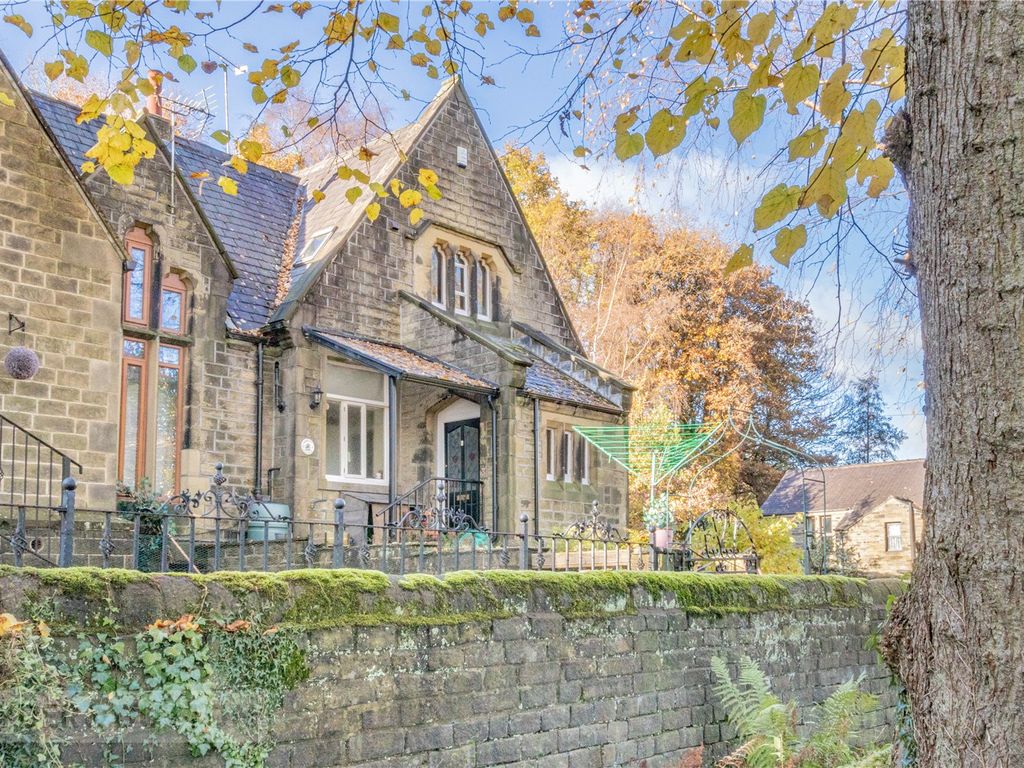 3 bed detached house for sale in Blackwood Hall Lane, Luddendenfoot