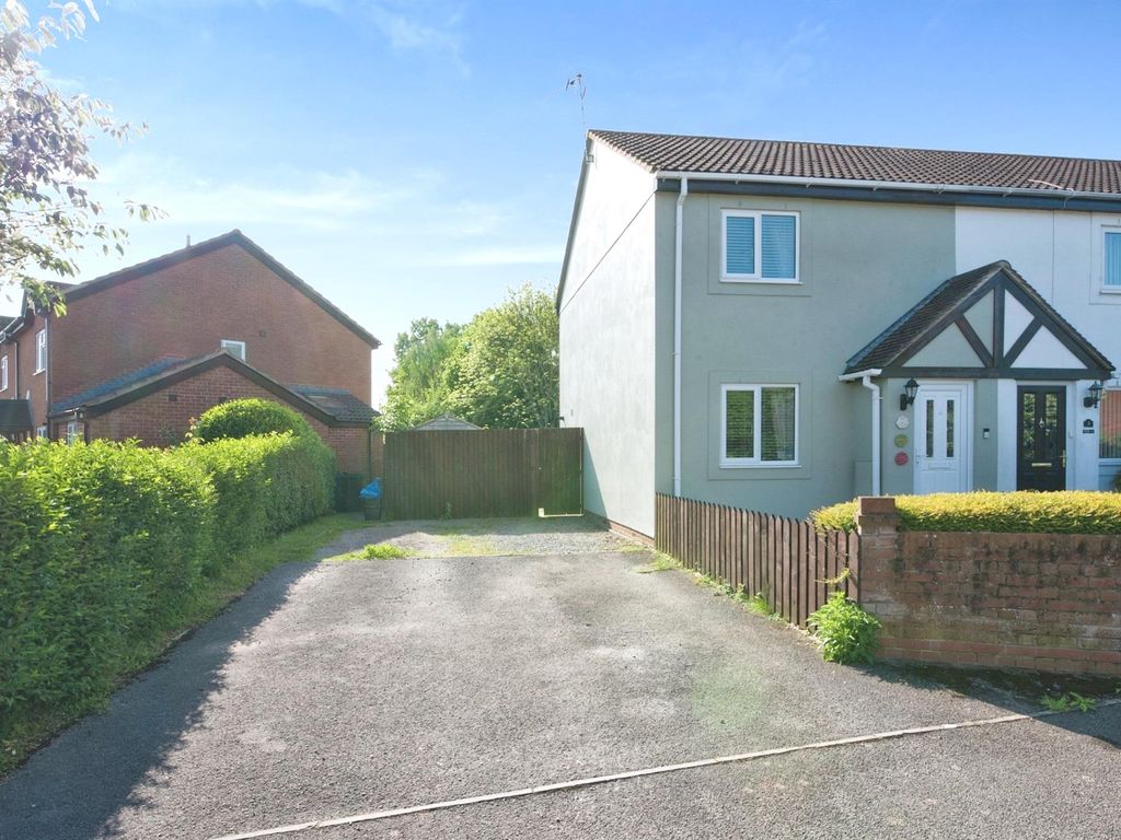 2 bed semidetached house for sale in Pintail Road, Minehead TA24 Zoopla