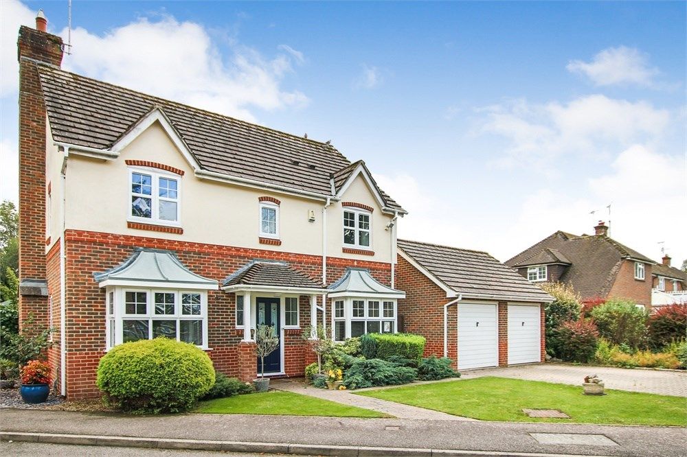 4 bed detached house for sale in The Stennings, East Grinstead RH19