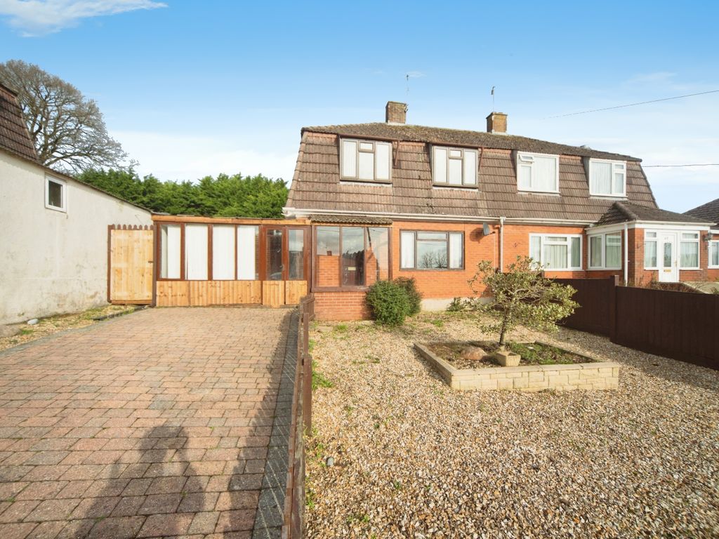 3 bed semidetached house for sale in Furzehill, Chard TA20, £210,000