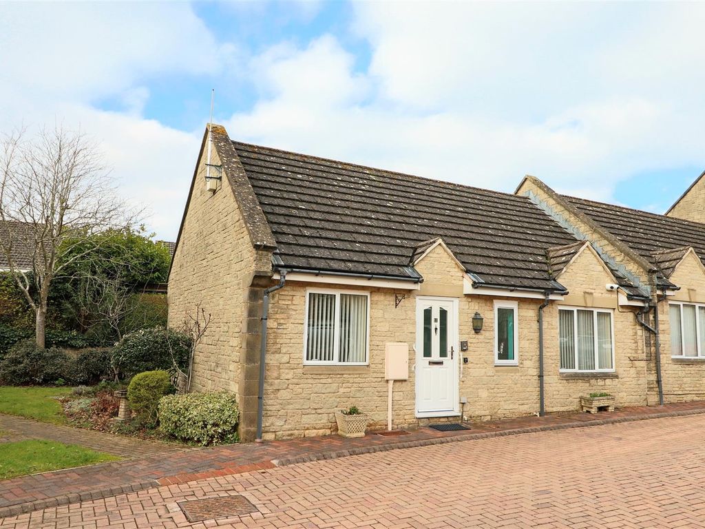 2 bed bungalow for sale in Blenheim Court, Back Lane, GL54
