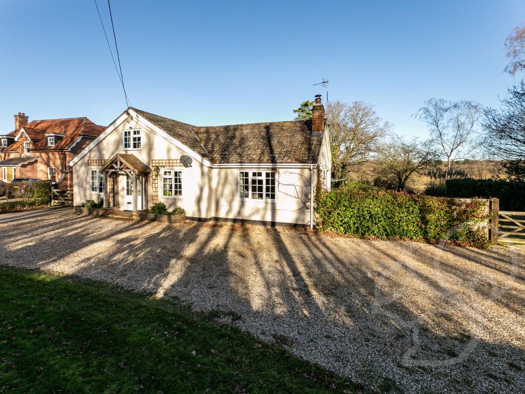 5 bed detached house for sale in Abberton Road, LayerDeLaHaye