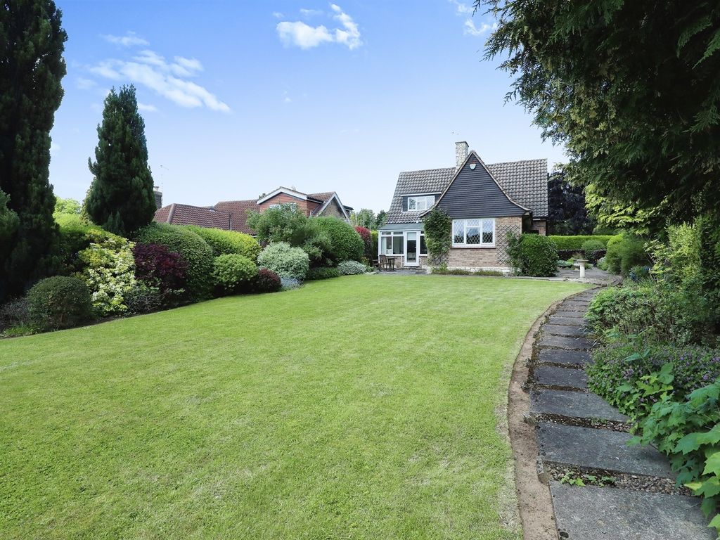 3 bed detached house for sale in Lindrick Common, Lindrick Common