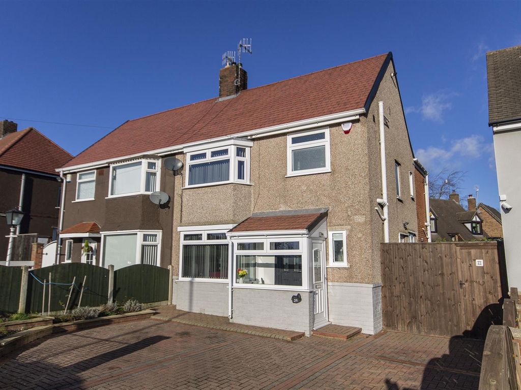 3 bed semidetached house for sale in Newbold Back Lane, Chesterfield